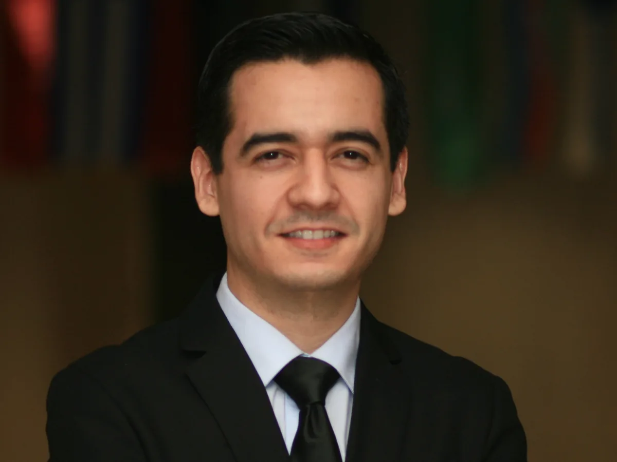 César Roberto Contreras González
